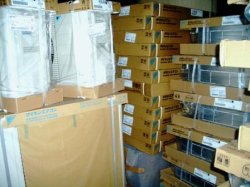 画像1: ダイキン中古エアコン大量入荷！