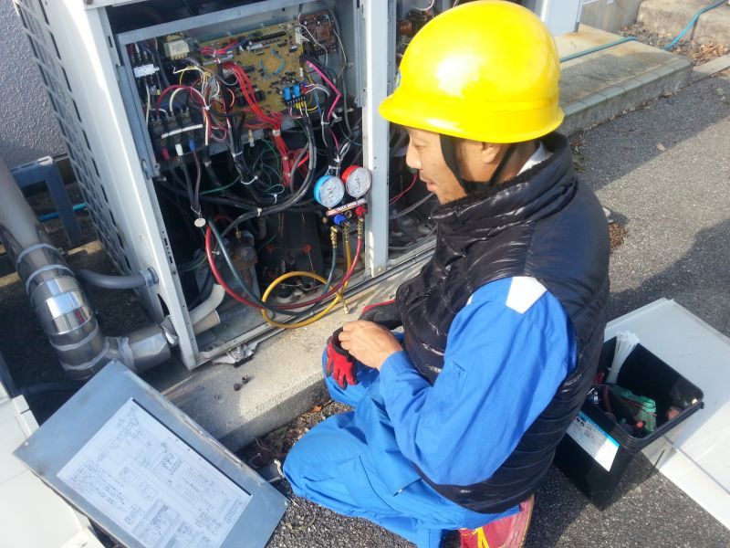 三菱重工（SAISON）業務用エアコン修理　エラー「E57」　大阪市内　オフィスビル